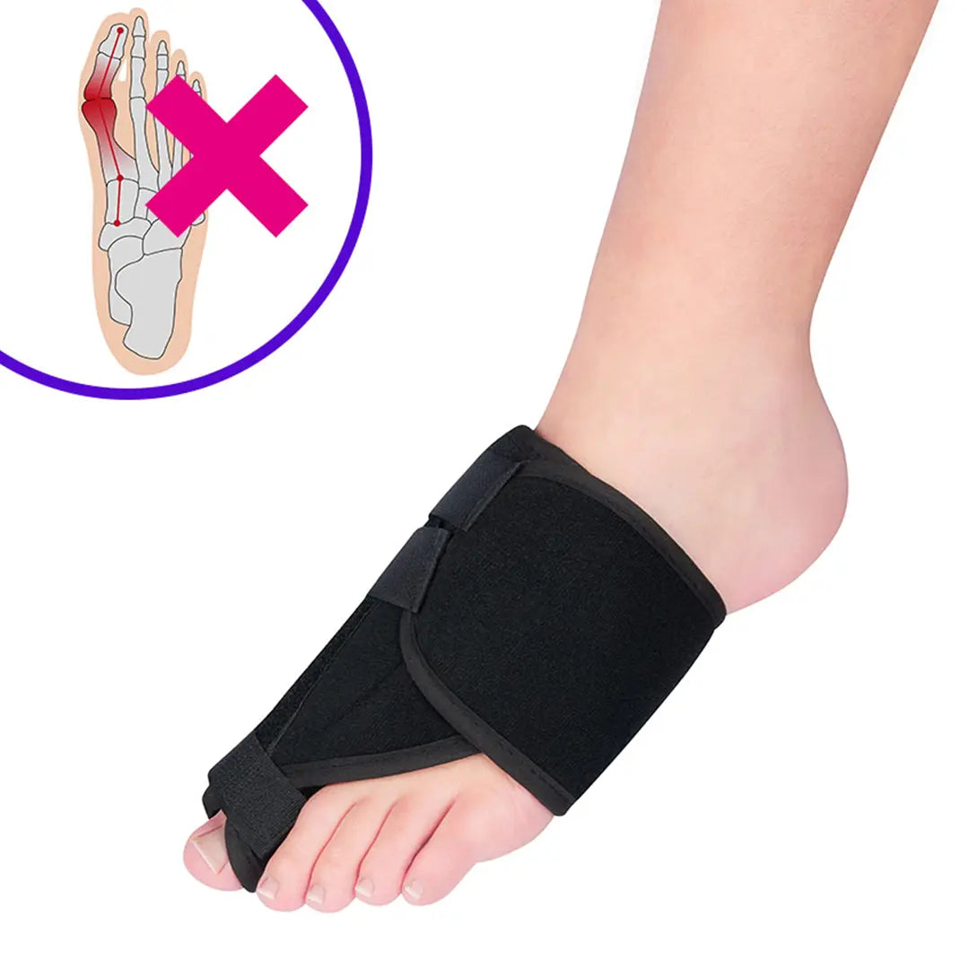 Dr. Hundt Hallux Softbandage am Fuß – Unterstützt die Korrektur der Großzehe bei Hallux Valgus. Sanfte Stabilisierung für den Alltag und die Nacht.