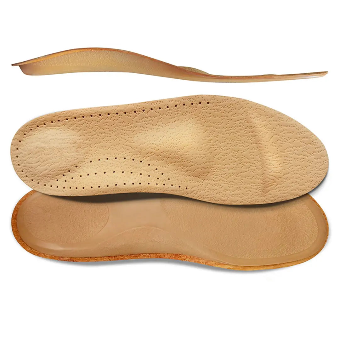 Seitenansicht der FußGut Leder Komfort Einlagen – Anatomische Form mit Längsgewölbe-Stütze & Zehensteg für gesunde Haltung.