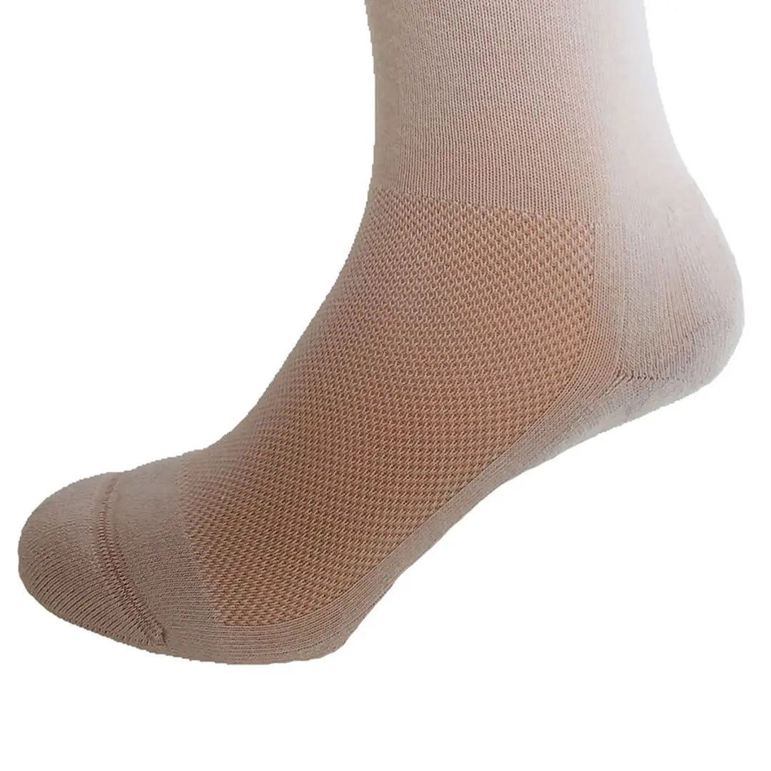 Beige Kniestrümpfe für empfindliche Beine, venenfreundlich und weich gepolstert.